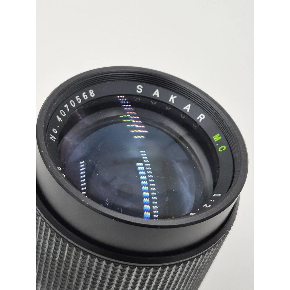 Vintage SAKAR 135mm Manual Telephoto Lens. f2.8 Minolta MC Mount With Case
